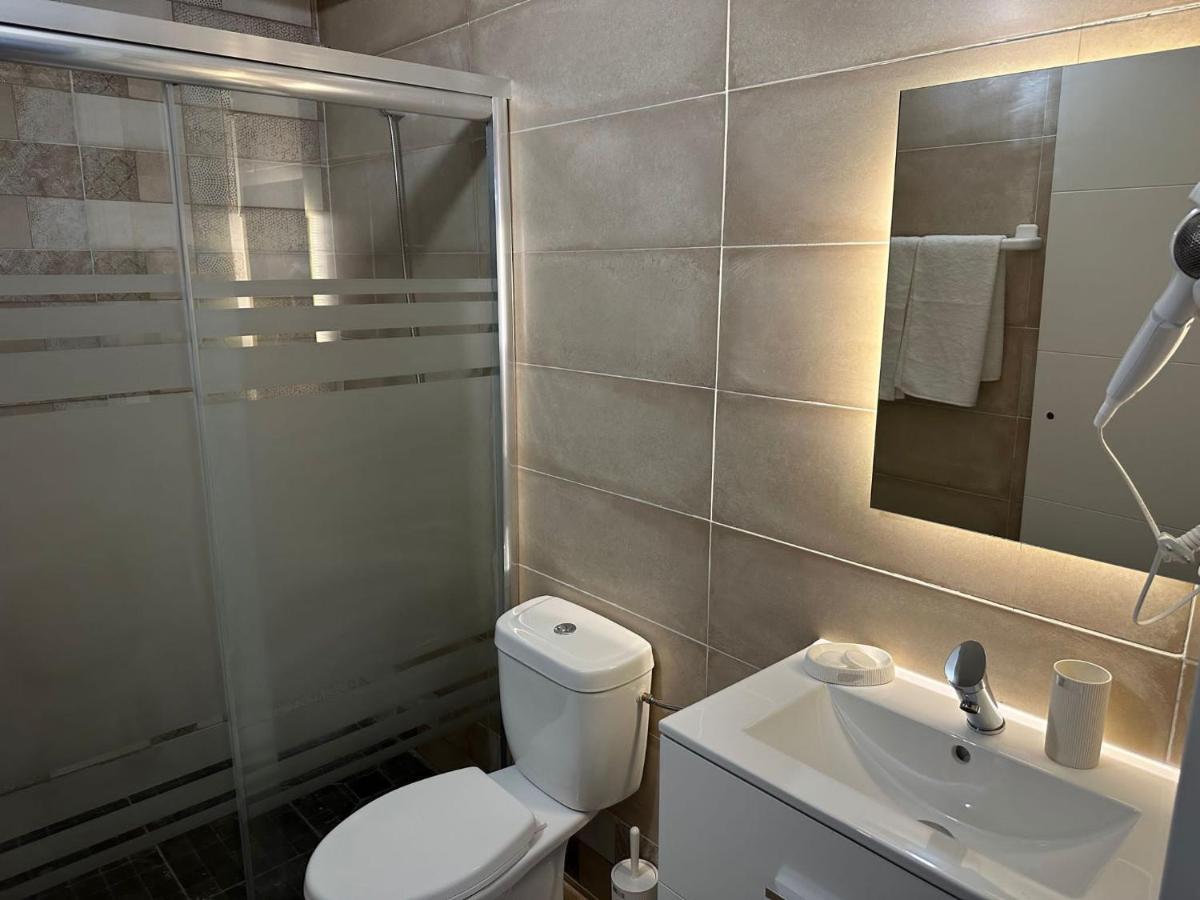 מזנואו Vilador Beach Hotel מראה חיצוני תמונה