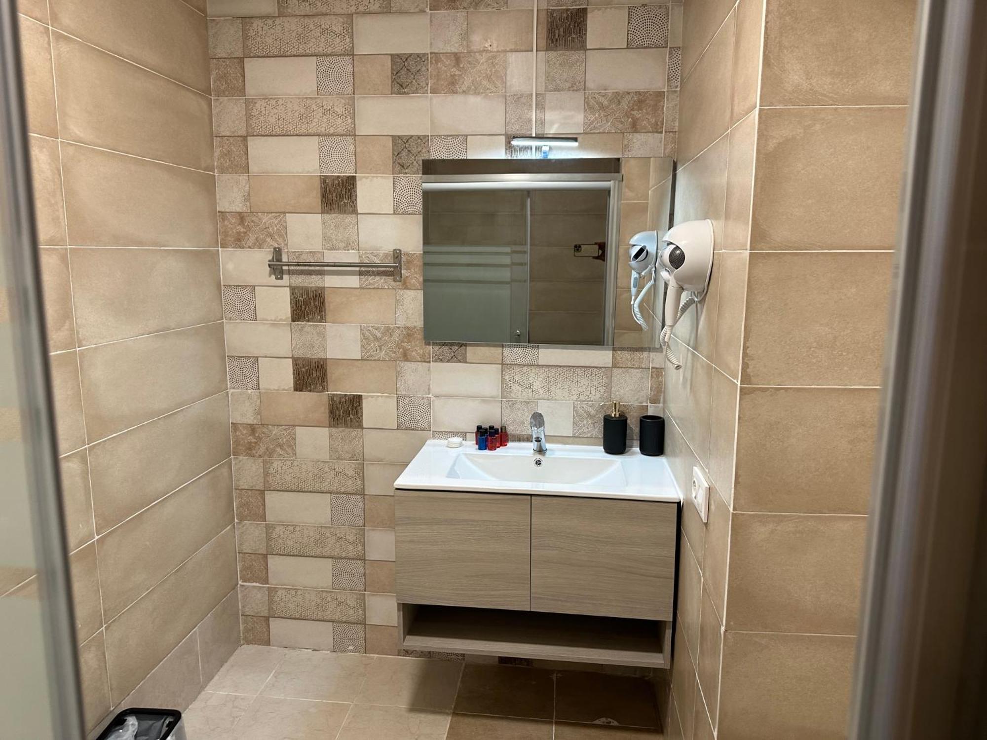 מזנואו Vilador Beach Hotel מראה חיצוני תמונה